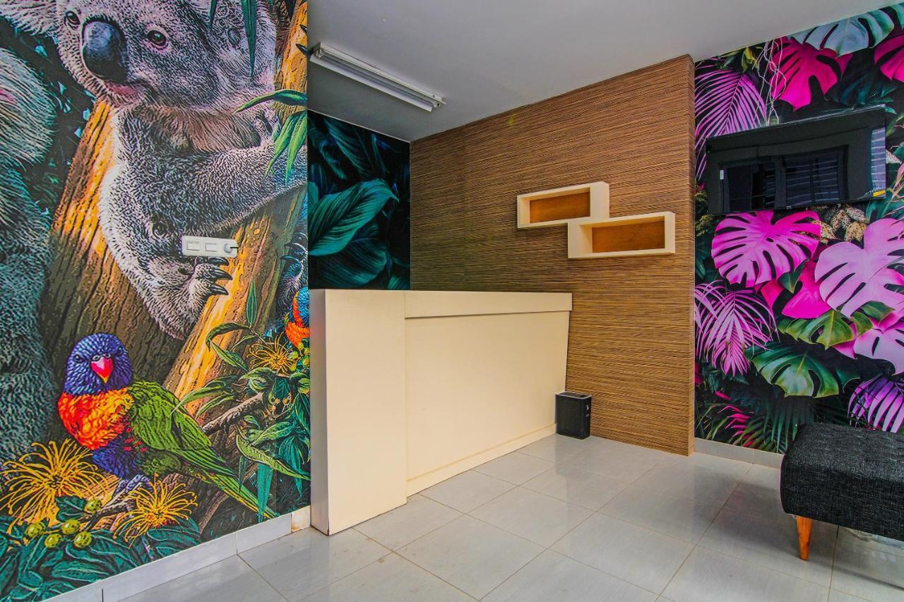 Отель Oyo 92300 Koala House Пеканбару Экстерьер фото